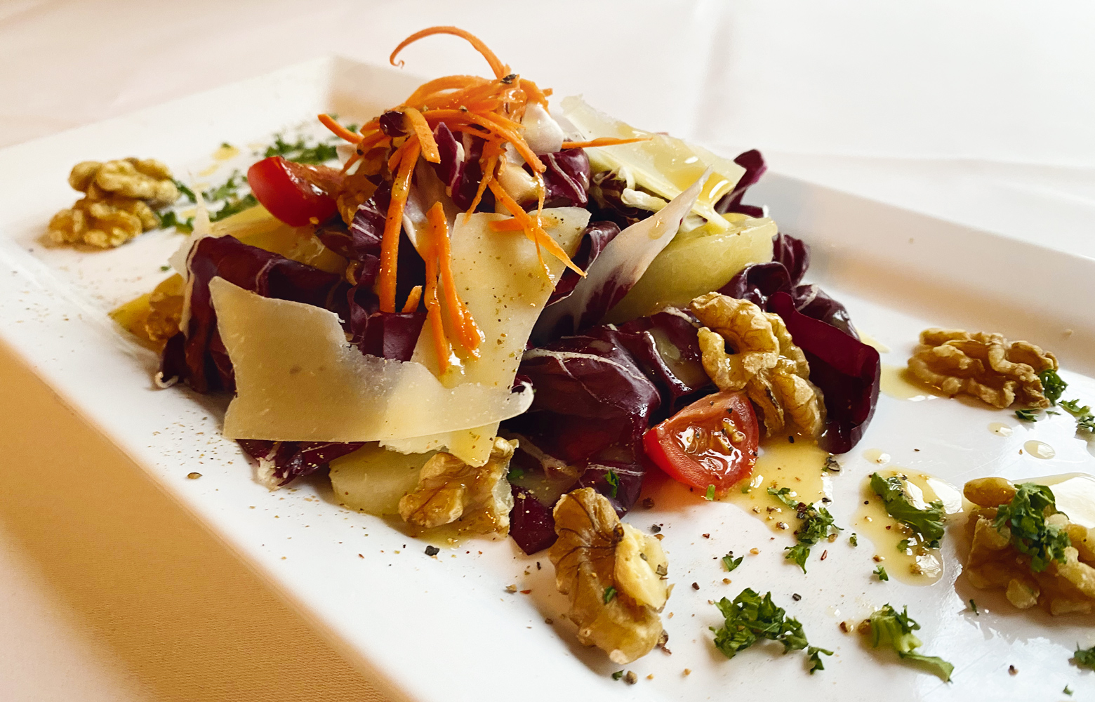 Radicchio-Birnen-Salat mit Walnüssen › Oberneuland Magazin